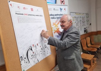 Zdjęcie artykułu POWIATOWY URZĄD PRACY W BRODNICY WŁĄCZYŁ SIĘ W AKCJĘ „DZIECIŃSTWO BEZ PRZEMOCY”